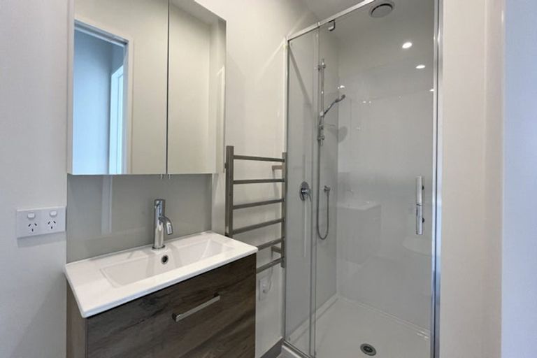 Photo of property in 1/25 Jabuka Street, Glen Eden, 0602