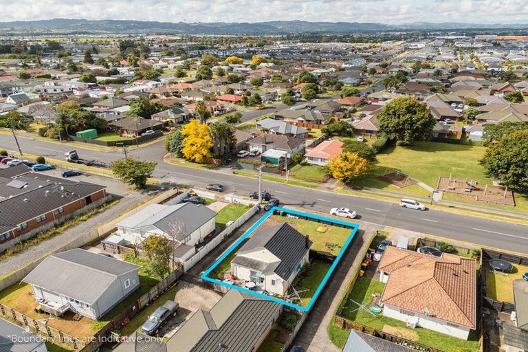 Photo of property in 108 Manuroa Road, Takanini, 2112