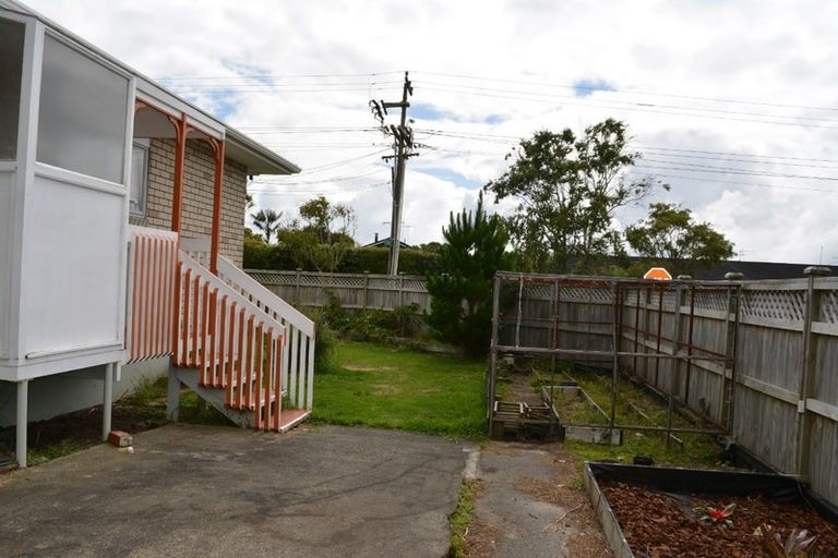 Photo of property in 24a Hatton Road, Orewa, 0931