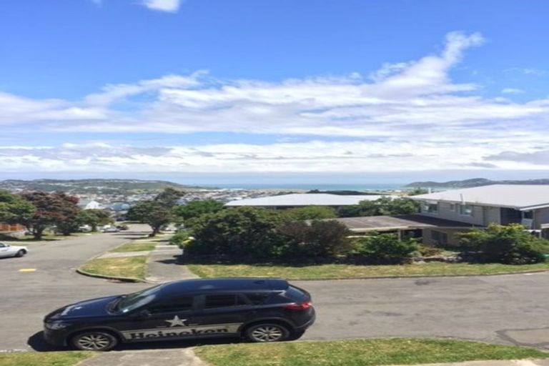 Photo of property in 7f4 Rangitane Street, Maupuia, Wellington, 6022