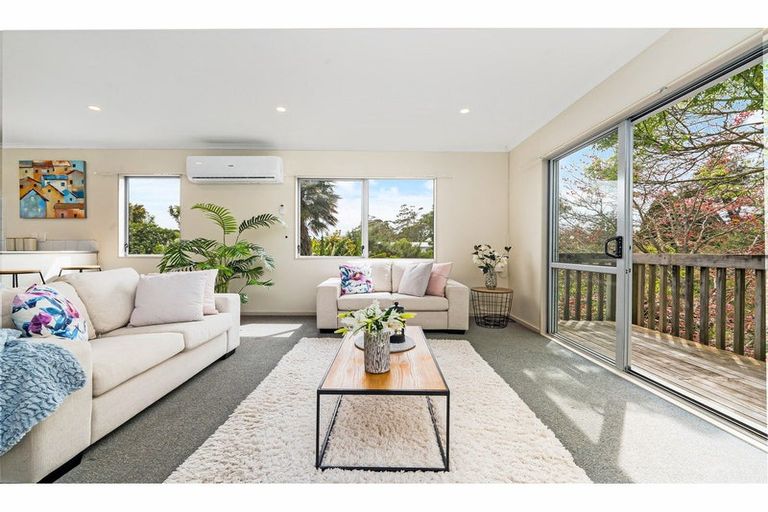 Photo of property in 62a Glendale Road, Glen Eden, Auckland, 0602