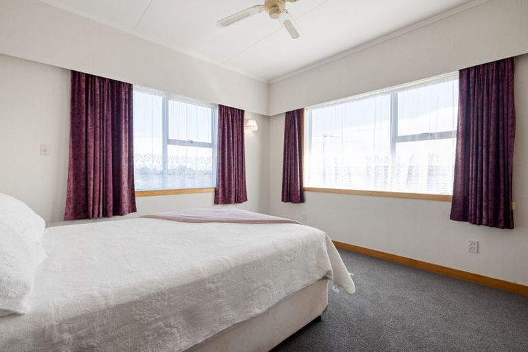 Photo of property in 13 Russleigh Drive, Dinsdale, Hamilton, 3204