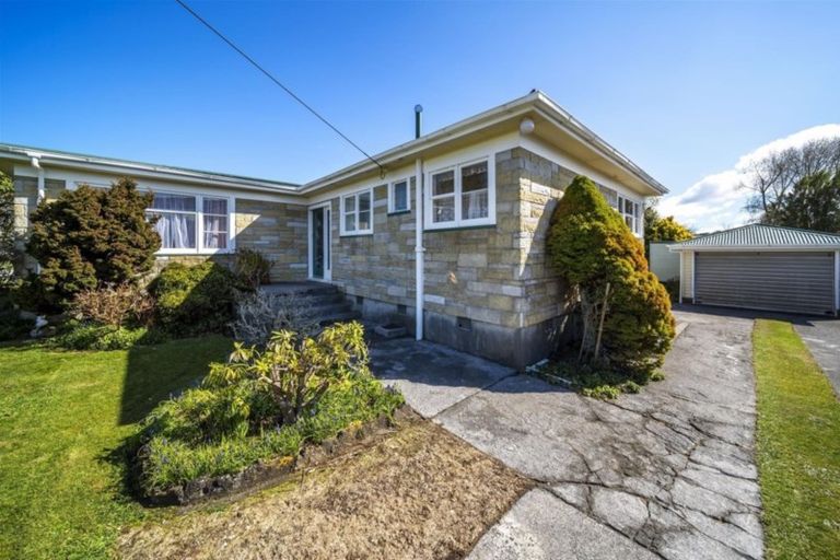 Photo of property in 156 Regan Street, Stratford, 4332