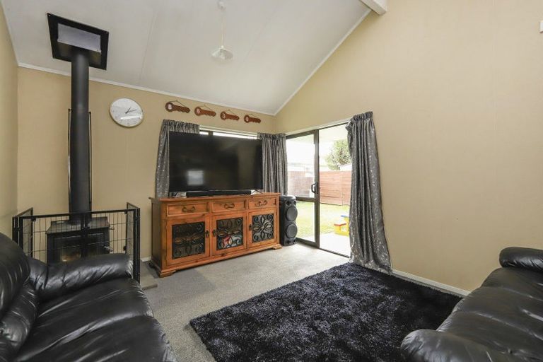 Photo of property in 44 Whiting Crescent, Greenmeadows, Napier, 4112