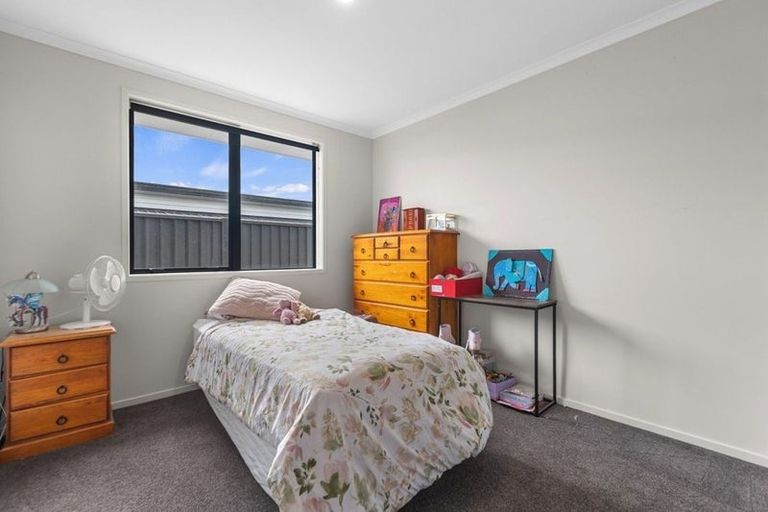 Photo of property in 8 Ash Lane, Omokoroa, 3114