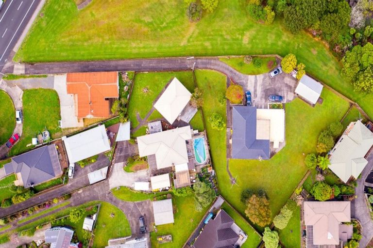 Photo of property in 17 Matipo Road, Te Atatu Peninsula, Auckland, 0610