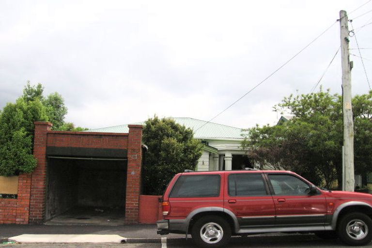 Photo of property in 4 Cardall Street, Newtown, Wellington, 6021