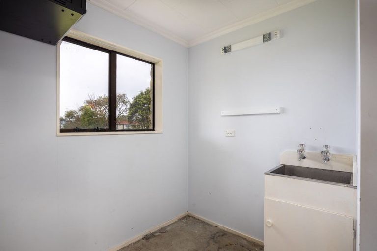 Photo of property in 2 Rangiora Place, Inglewood, 4330