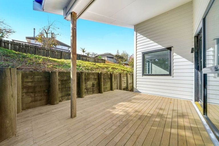 Photo of property in 25a Routley Drive, Glen Eden, Auckland, 0602