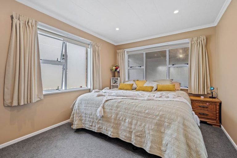 Photo of property in 16 Toetoe Road, Otaika, Whangarei, 0170