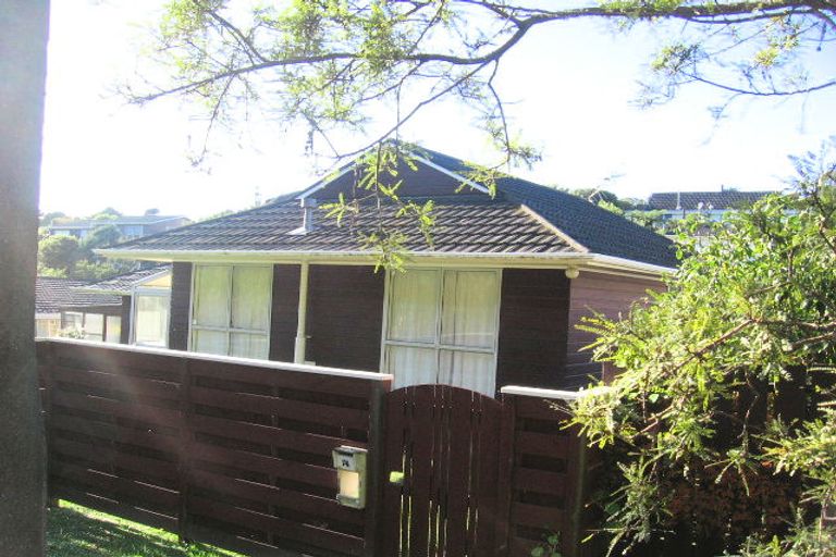 Photo of property in 74 Middleton Road, Churton Park, Wellington, 6037