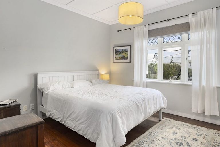 Photo of property in 10 Brighton Street, Island Bay, Wellington, 6023