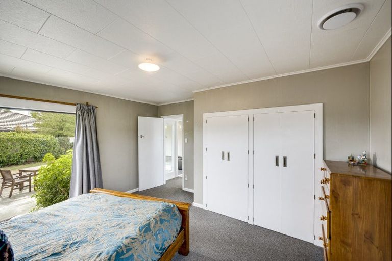 Photo of property in 13 Howard Road, Taradale, Napier, 4112