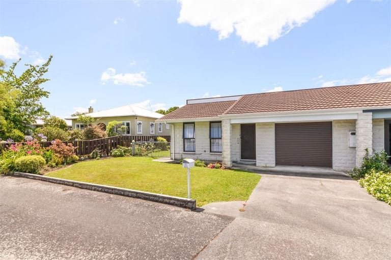 Photo of property in 12b Signal Street, Marton, 4710