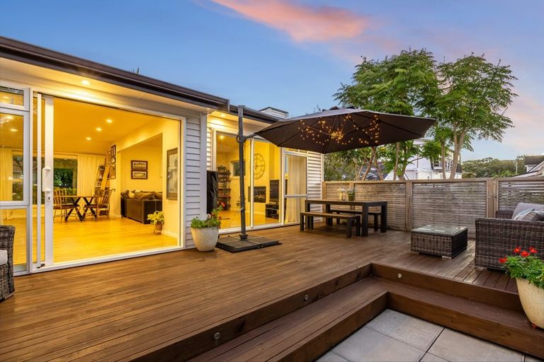 Photo of property in 18 Colin Grove, Hutt Central, Lower Hutt, 5010
