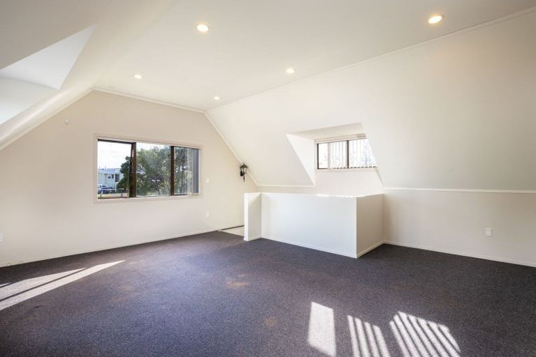 Photo of property in 38 Trelawney Crescent, Westown, New Plymouth, 4310