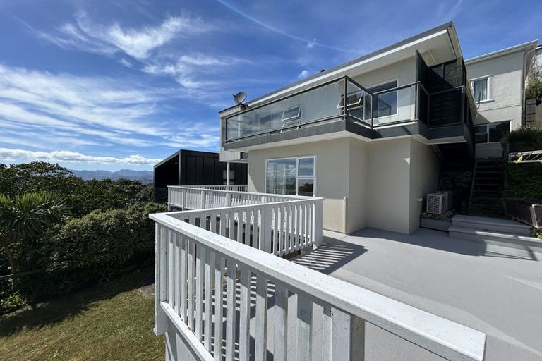 Photo of property in 22 Dorking Road, Brooklyn, Wellington, 6021
