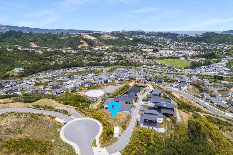 Photo of property in 1 Trysail Place, Whitby, Porirua, 5024