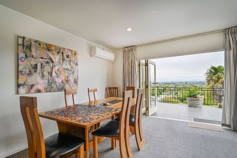 Photo of property in 11b Awarua Crescent, Havelock North, 4130