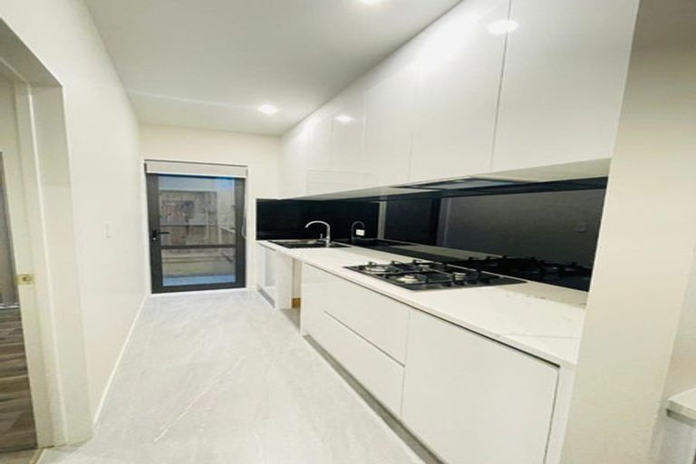 Photo of property in 54 Drumbuoy Drive, Flat Bush, Auckland, 2019