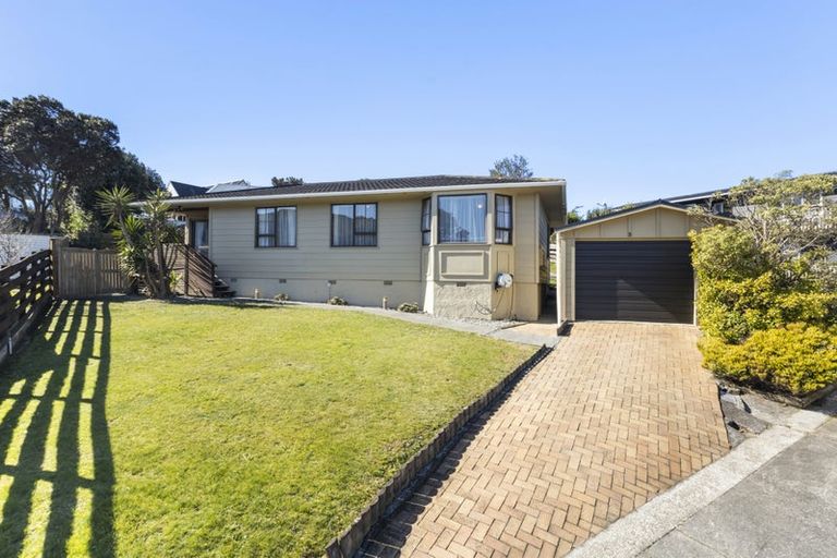 Photo of property in 3 Dart Crescent, Island Bay, Wellington, 6023