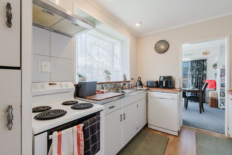 Photo of property in 44 Garden Heights Avenue, Glenview, Hamilton, 3206