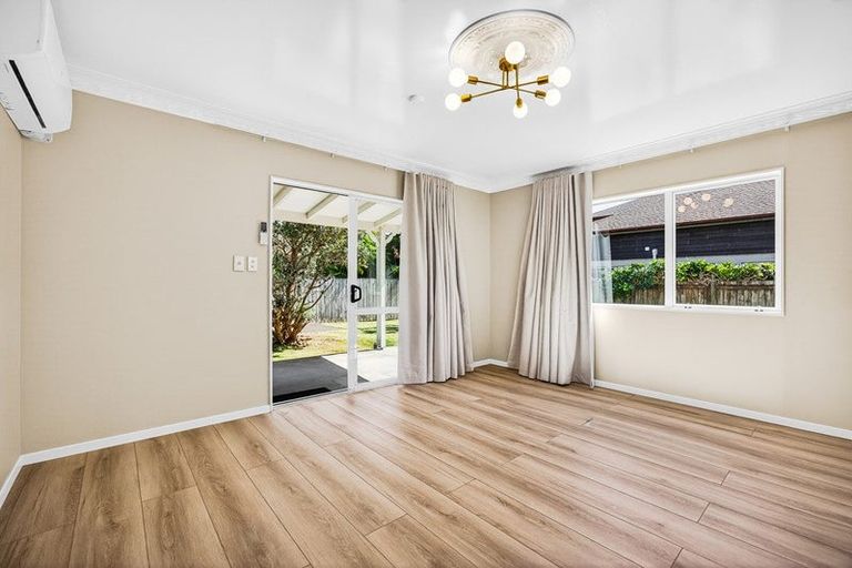 Photo of property in 49c Bay Street, Red Beach, 0932