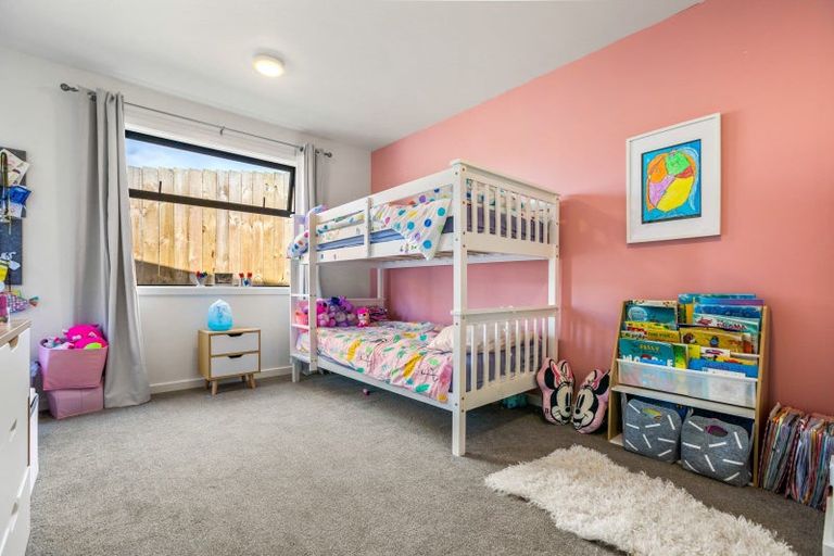 Photo of property in 9 Glenvar Road, Torbay, Auckland, 0630