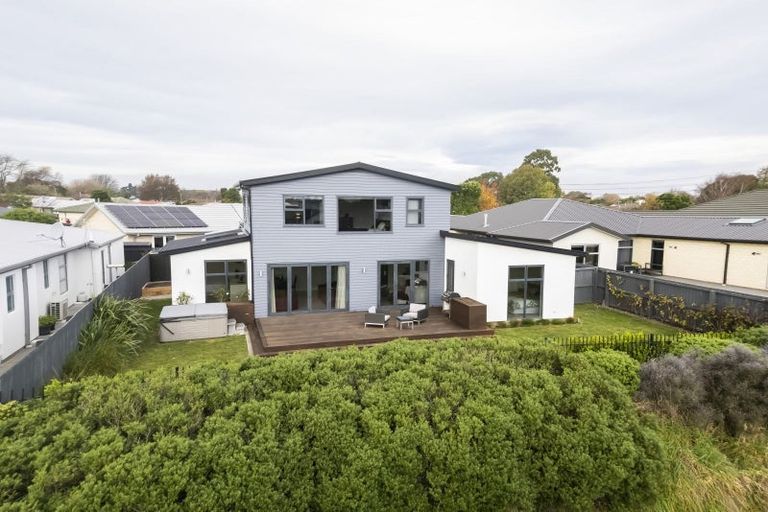 Photo of property in 6 Kilkivan Lane, Broomfield, Christchurch, 8042