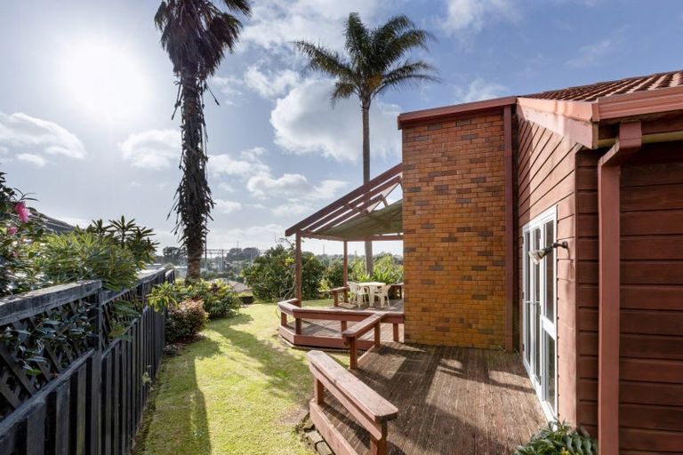Photo of property in 14 Claridge Place, Mount Maunganui, 3116