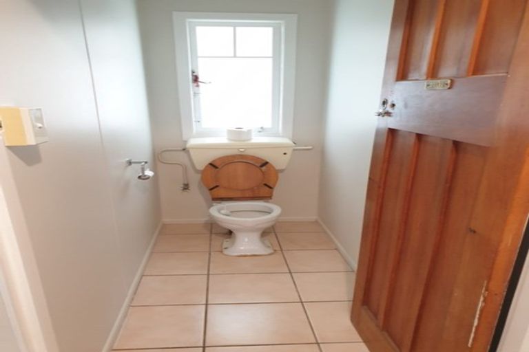 Photo of property in 56 Old Wairoa Road, Papakura, 2110