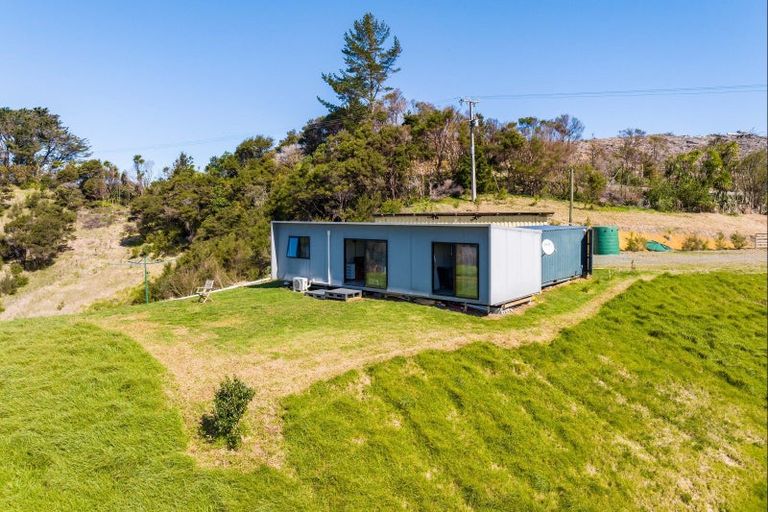 Photo of property in 60 Summer Road, Tinopai, Matakohe, 0593