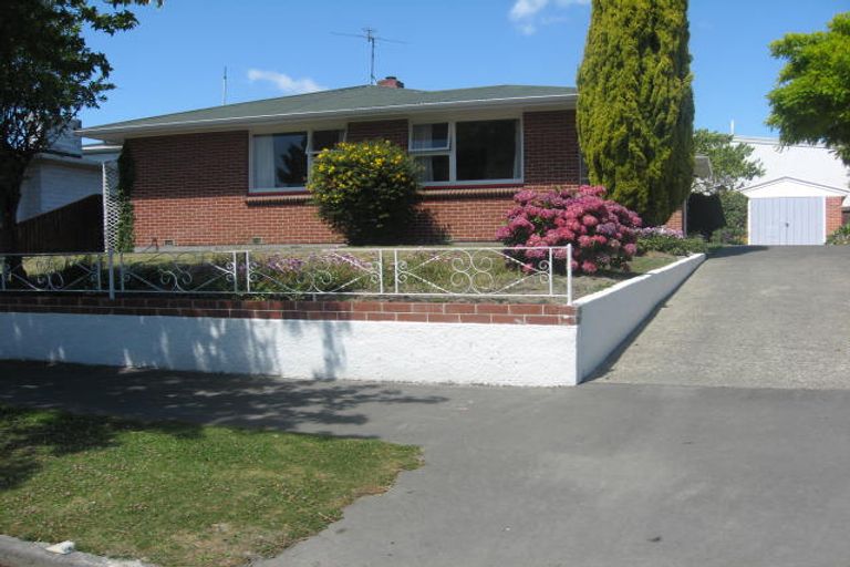 Photo of property in 48 Lochee Road, Upper Riccarton, Christchurch, 8041