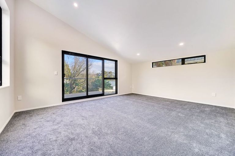 Photo of property in 25a Routley Drive, Glen Eden, Auckland, 0602