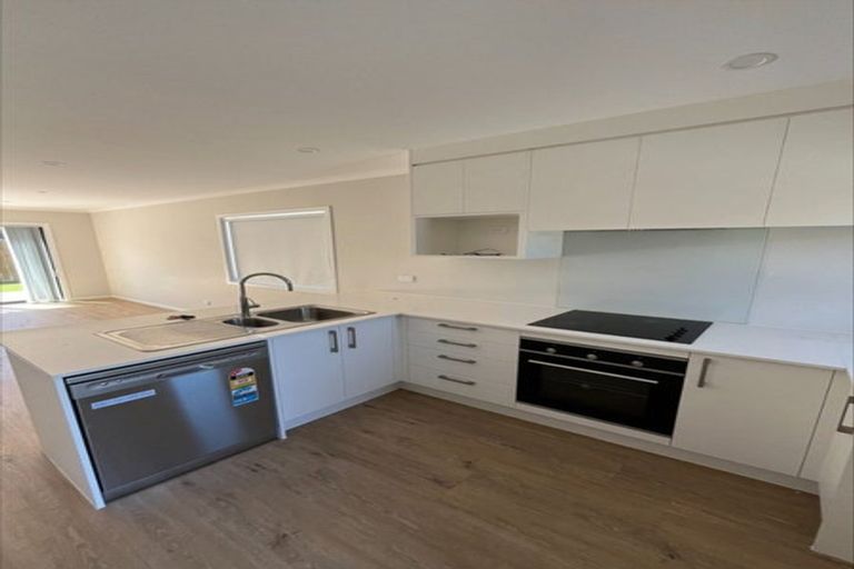 Photo of property in 29/125b Metcalfe Road, Ranui, Auckland, 0612