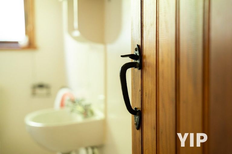 Photo of property in 77 Clifford Road, Johnsonville, Wellington, 6037