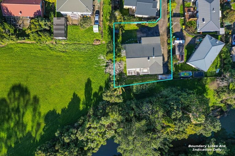 Photo of property in 26 Woodside Road, Massey, Auckland, 0614