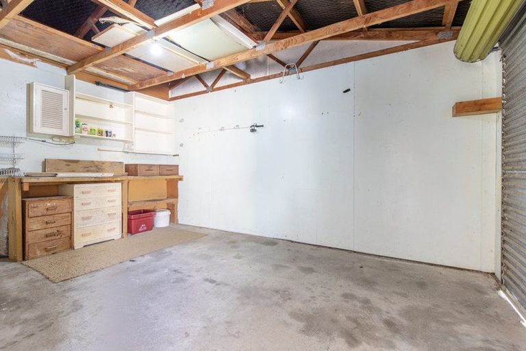 Photo of property in 4 Leeton Drive, Waipukurau, 4200