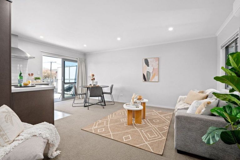 Photo of property in 2/8 Richmond Street, Whitiora, Hamilton, 3200