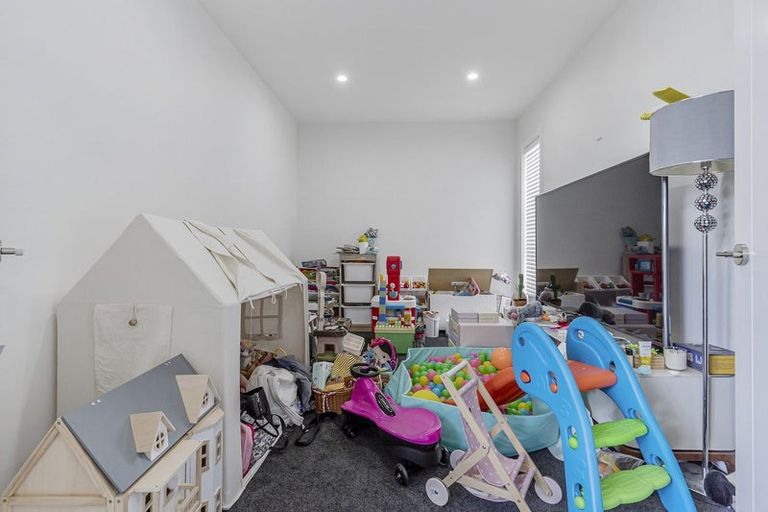 Photo of property in 88 Hayfield Way, Karaka, Papakura, 2113