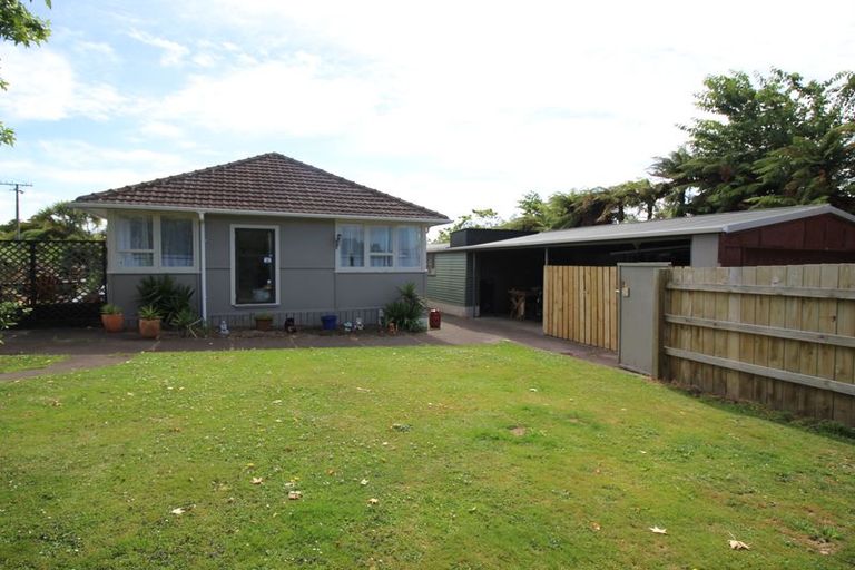 Photo of property in 19 Island View Road, Western Heights, Rotorua, 3015