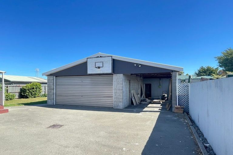 Photo of property in 62 Oriana Crescent, Hornby, Christchurch, 8042