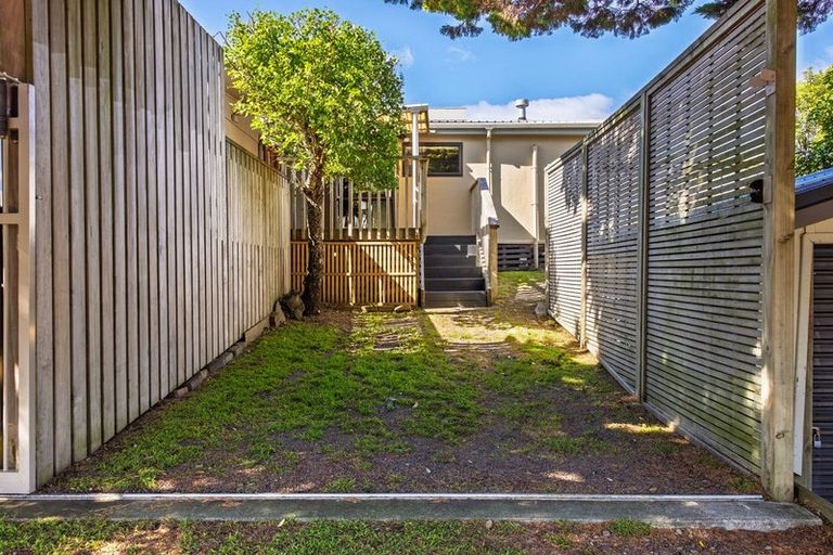 Photo of property in 1009 Papamoa Beach Road, Papamoa Beach, Papamoa, 3118