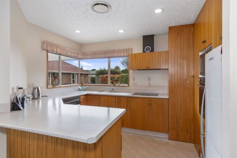 Photo of property in 37b Highsted Road, Bishopdale, Christchurch, 8053