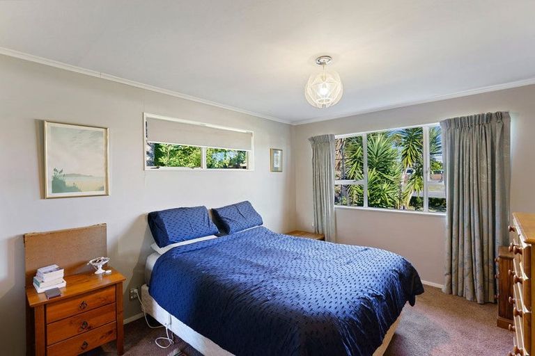 Photo of property in 29 Kapanui Road, Waikanae, 5036