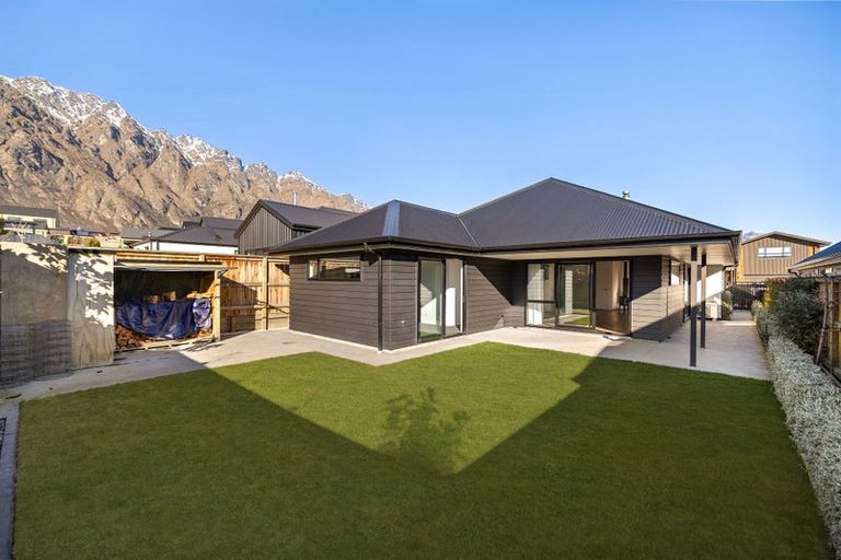 Photo of property in 18 Crop Street, Jacks Point, 9371