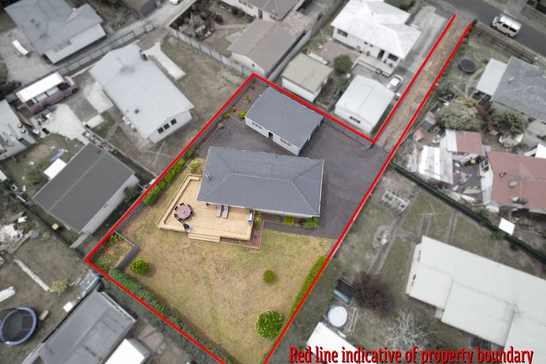 Photo of property in 4 Capella Place, Manurewa, Auckland, 2102