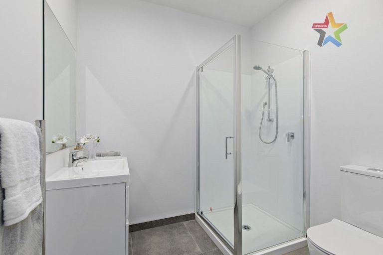 Photo of property in 29/33 Raukawa Street, Stokes Valley, Lower Hutt, 5019