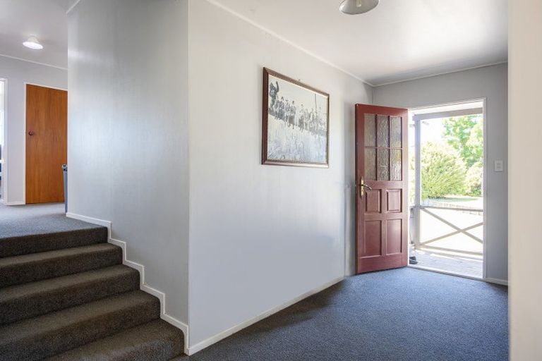 Photo of property in 10 Watts Road, Waipawa, 4210