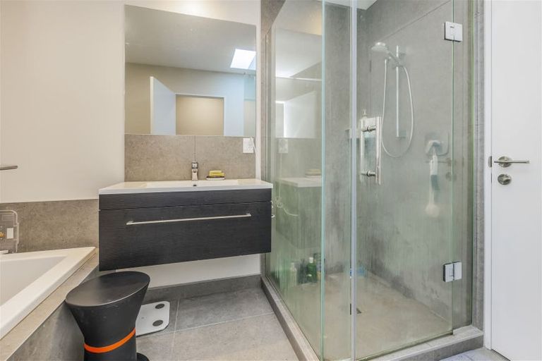 Photo of property in 33 Settlers Avenue, Hobsonville, Auckland, 0618